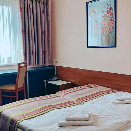 Aqua Hotel 3*